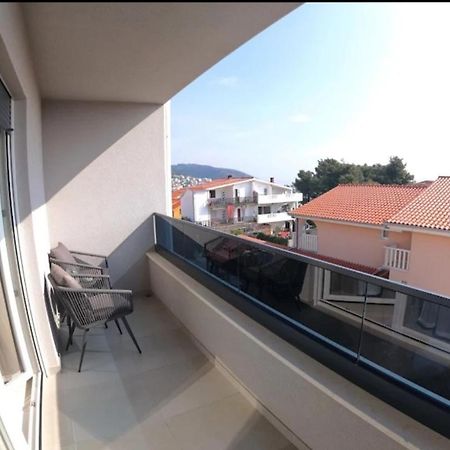 New Apartman P & B Apartment Trogir Exterior photo