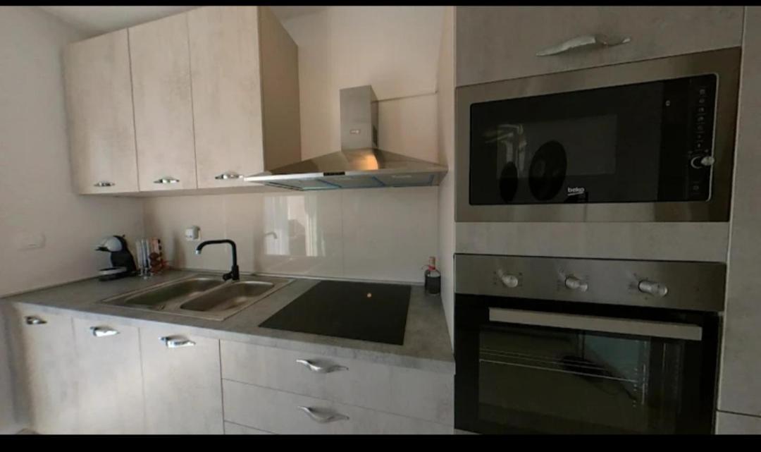 New Apartman P & B Apartment Trogir Exterior photo